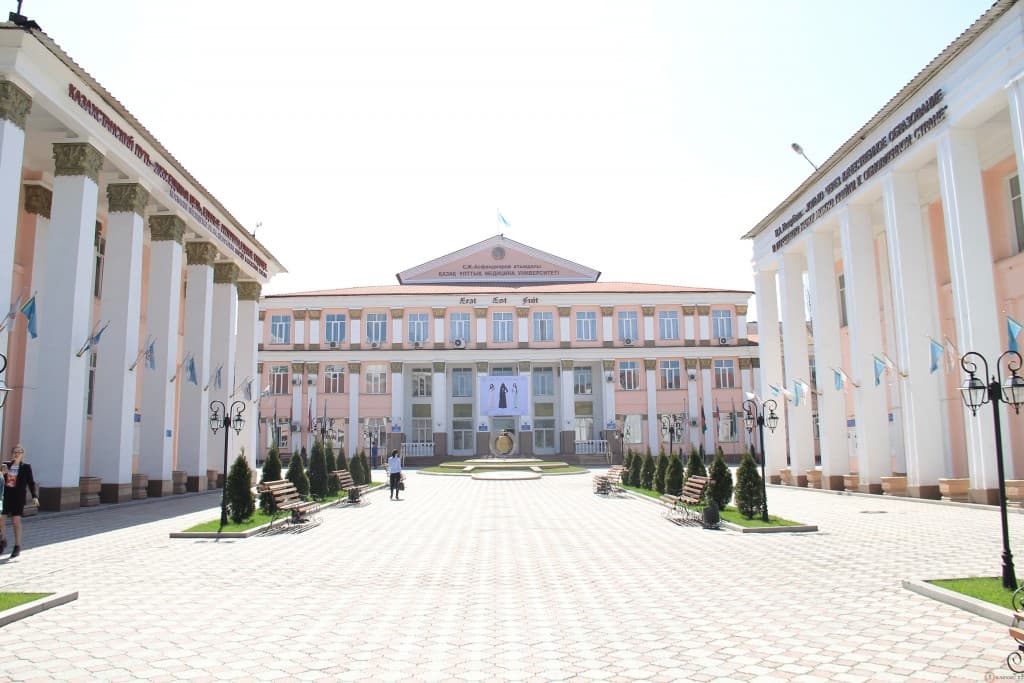 Kazakh National Medical University Banner